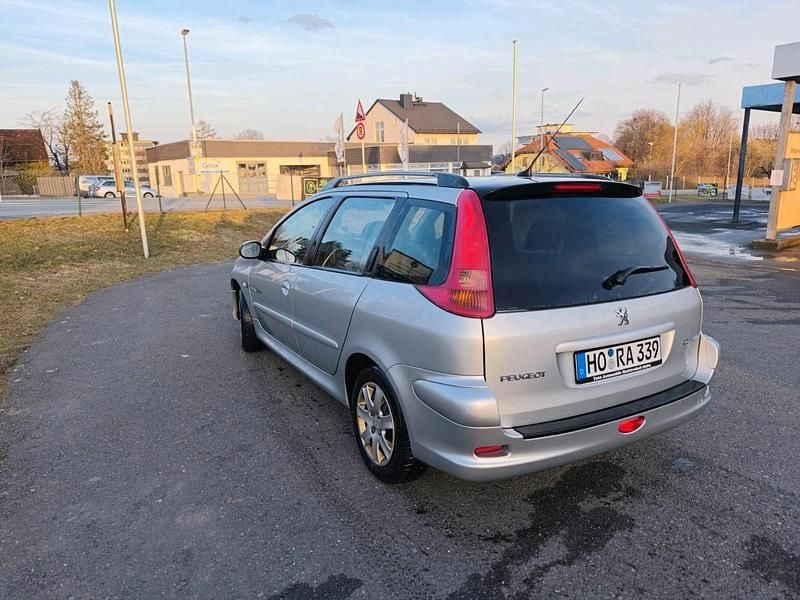 Gebraucht Peugeot 206 90 PS (66 kW) 2003 Silber Kombi