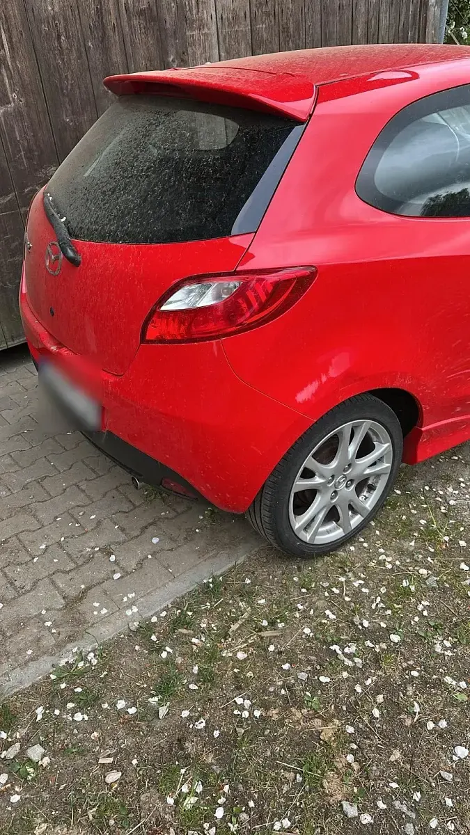 Usado Mazda 2 102 HP (75 kW) 2009 Vermelho Citadino