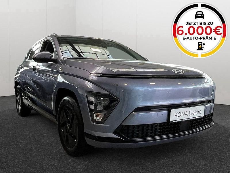 Neu Hyundai Kona Select 99 kW (135 PS) 2026 Blau SUV