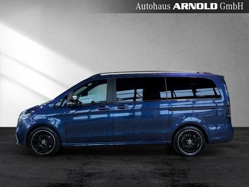 Gebraucht Mercedes V300 Avantgarde 360 PS (264 kW) 2025 Blau Van / Kleinbus