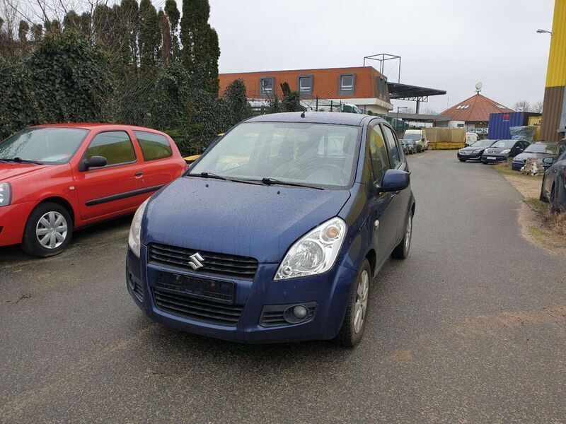 Gebraucht Suzuki Splash 75 PS (55 kW) 2009 Blau Kleinwagen