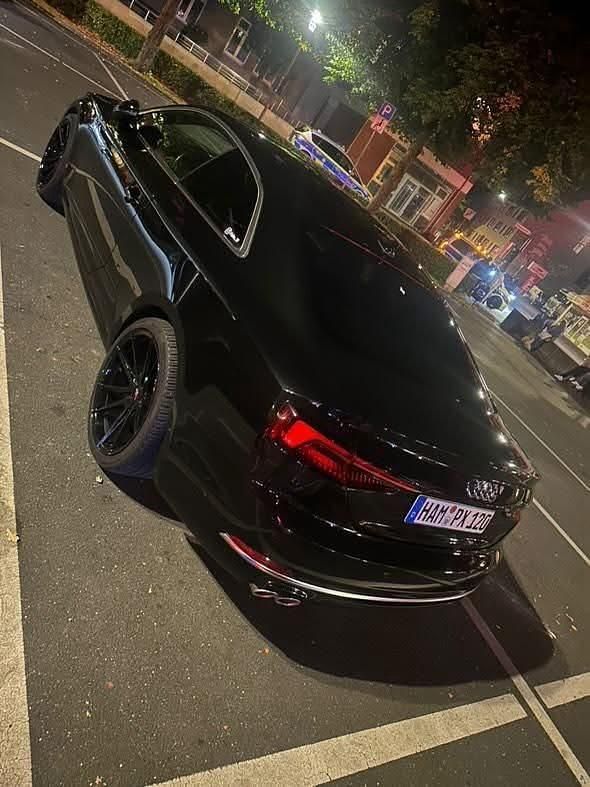 Schwarz Gebraucht 2018 Audi A5 Coupé | 24.500 € (Teuer) - Bild 1/4