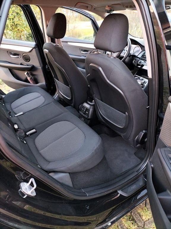 Gebraucht BMW 225 Active Tourer iPerformance 224 PS (164 kW) 2021 Schwarz Van / Kleinbus