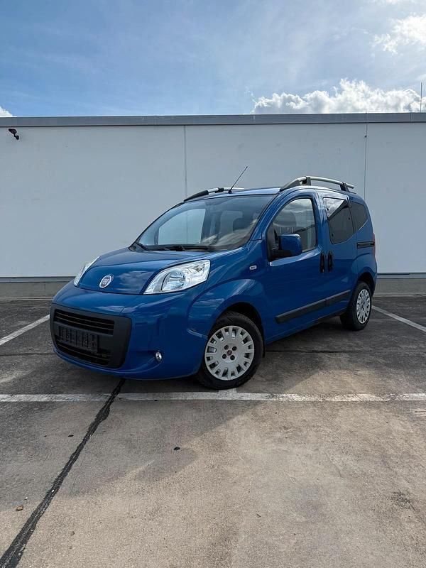 Blau Gebraucht 2009 Fiat Fiorino Dynamic Van / Kleinbus | 1.790 € (Fairer Preis) - Bild 1/4