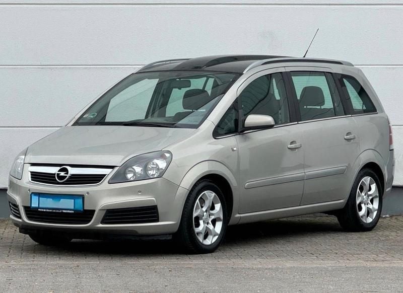 Gebraucht Opel Zafira 120 PS (88 kW) 2006 Gold Van / Kleinbus