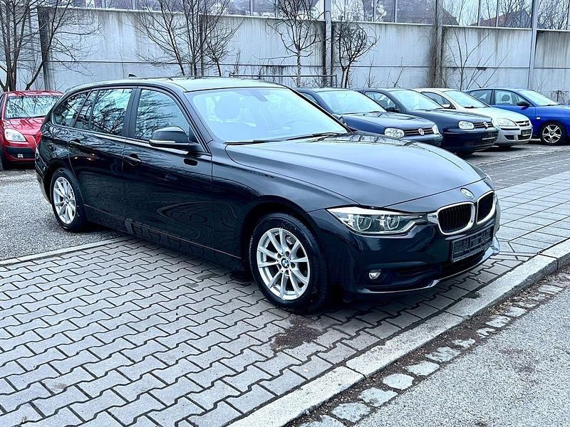 Gebraucht BMW 318 Advantage 150 PS (110 kW) 2017 Schwarz ii Kombi