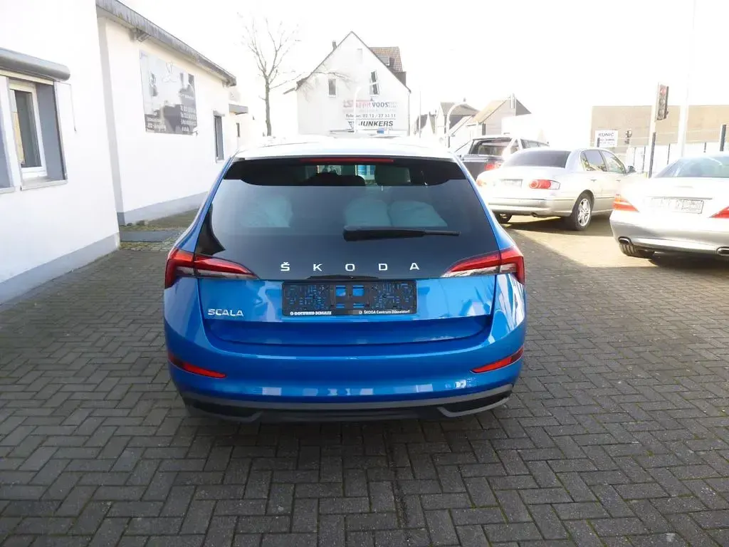 Gebraucht Skoda Scala Style 150 PS (110 kW) 2019 Blau Kleinwagen