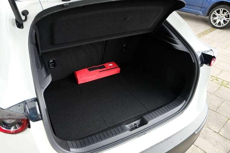 Gebraucht Mazda CX-30 Selection 186 PS (136 kW) 2023 Snowflake white met. SUV