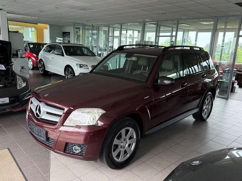 Rot Gebraucht 2009 Mercedes GLK220 SUV | 8.999 € (Superpreis) - Bild 1/4