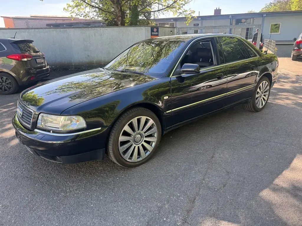 Gebraucht Audi A8 224 PS (164 kW) 2000 Schwarz Limousine