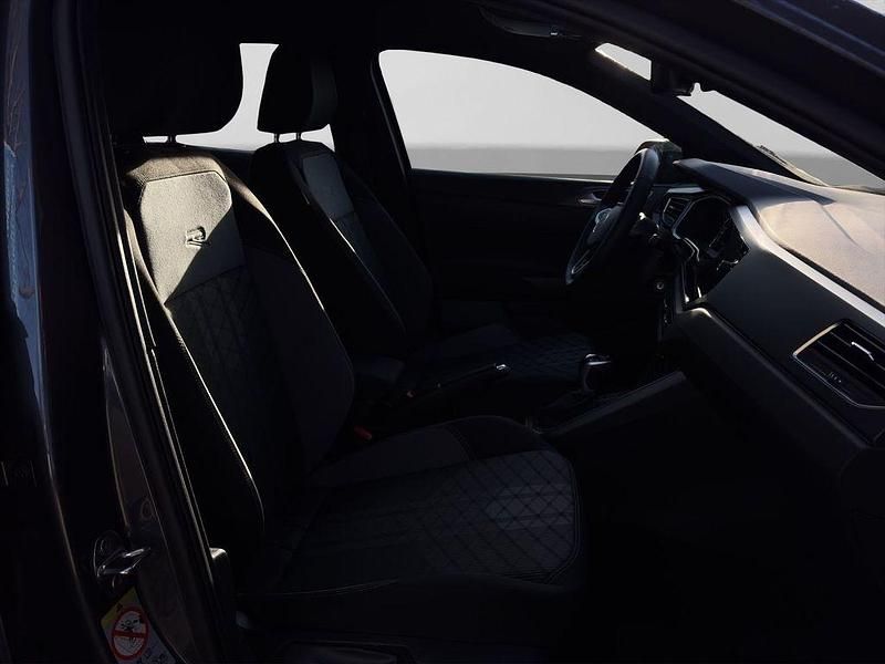 Gebraucht VW Taigo R-line 116 PS (85 kW) 2025 Grau SUV