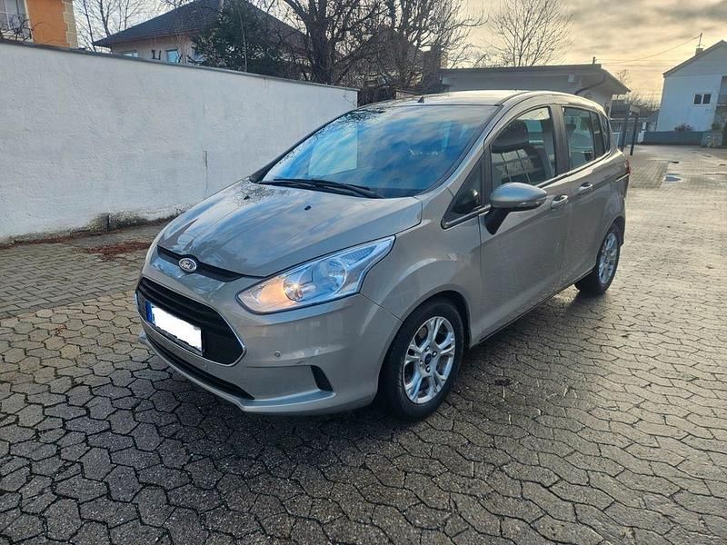 Silber Gebraucht 2015 Ford B-MAX Trend Van / Kleinbus | 5.250 € (Guter Preis) - Bild 1/4