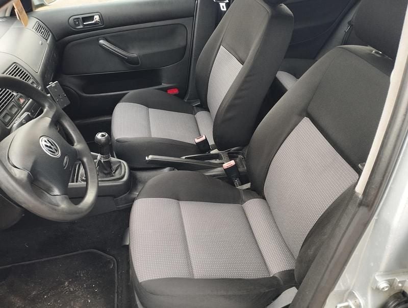 Gebraucht VW Golf IV 101 PS (74 kW) 2002 Kombi