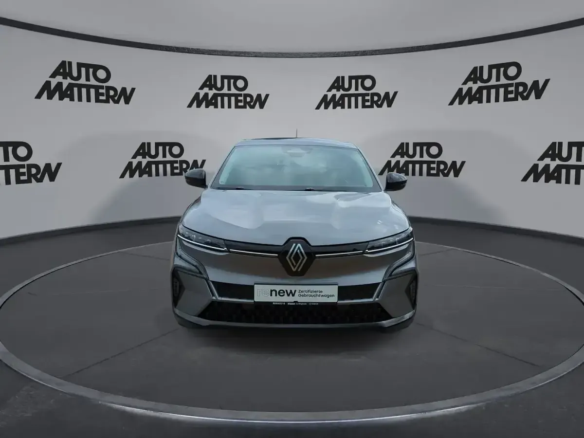 Gebraucht Renault Megane E-Tech Equilibre 160 kW (218 PS) 2022 Grau Limousine
