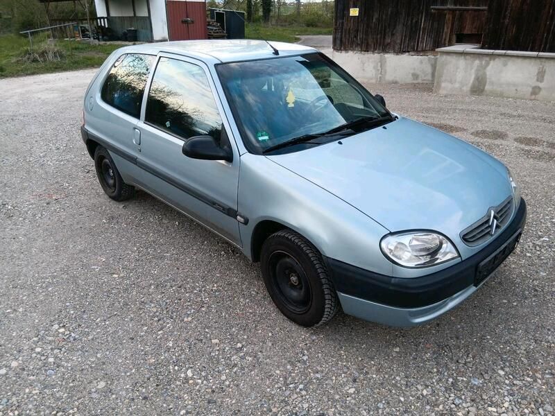 Silber Gebraucht 2003 Citroën Saxo Kleinwagen | 650 € (Fairer Preis) - Bild 1/4