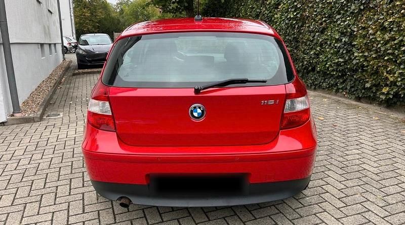 Gebraucht BMW 116 116 PS (85 kW) 2005 Rot Kleinwagen