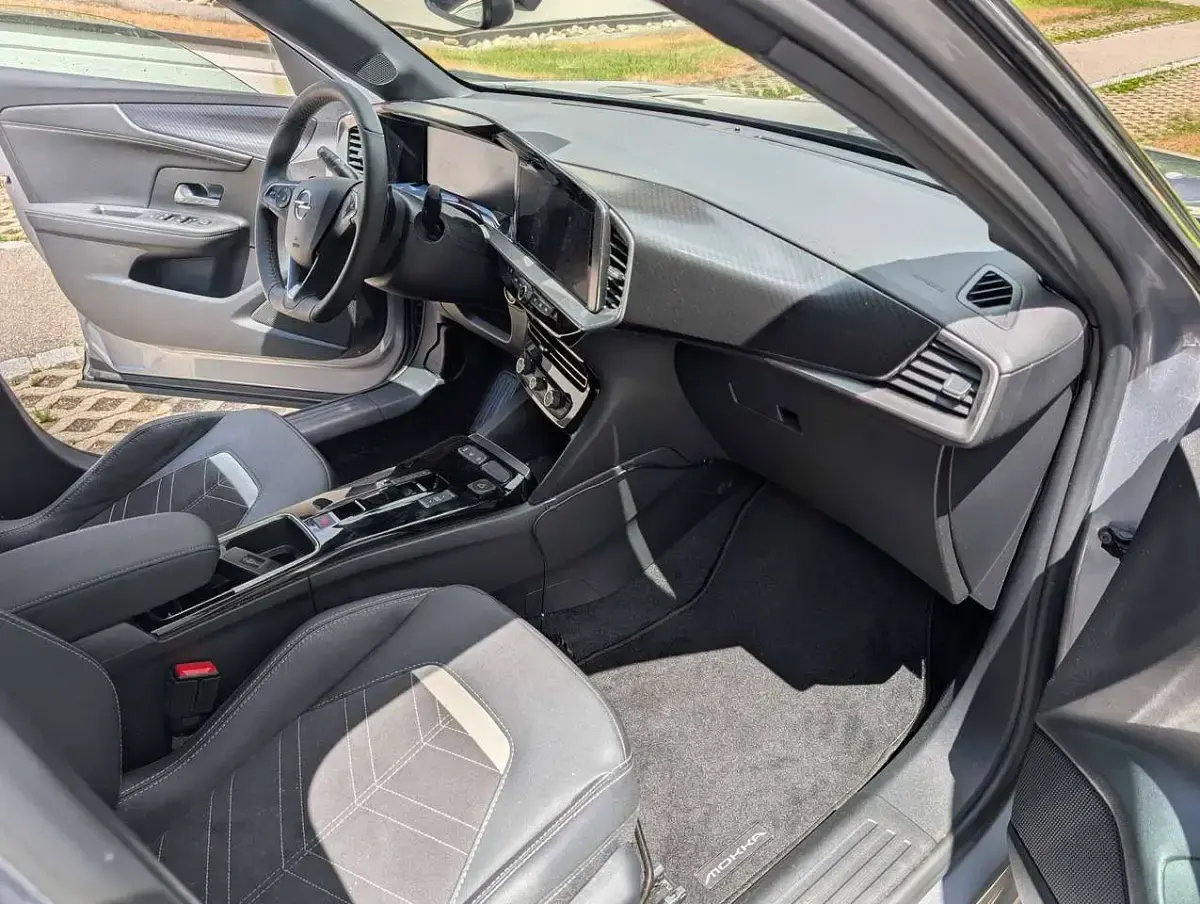 Gebraucht Opel Mokka GS Line 131 PS (96 kW) 2024 Silber SUV