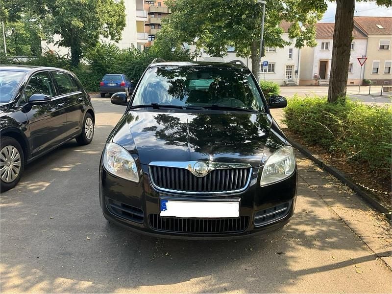 Schwarz Gebraucht 2008 Skoda Fabia Limousine | 1.400 € (Guter Preis) - Bild 1/4