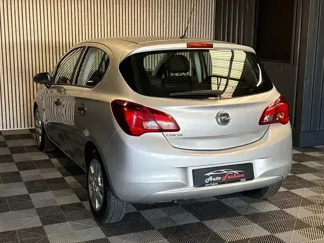Gebraucht Opel Corsa Selection 69 PS (50 kW) 2016 Silber Kleinwagen