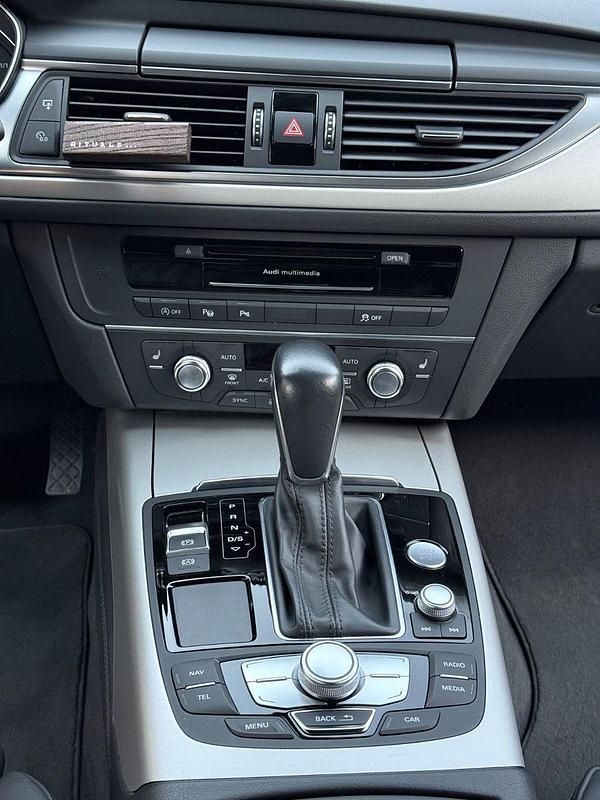 Gebraucht Audi A6 Ambiente 272 PS (200 kW) 2017 Grau Kombi