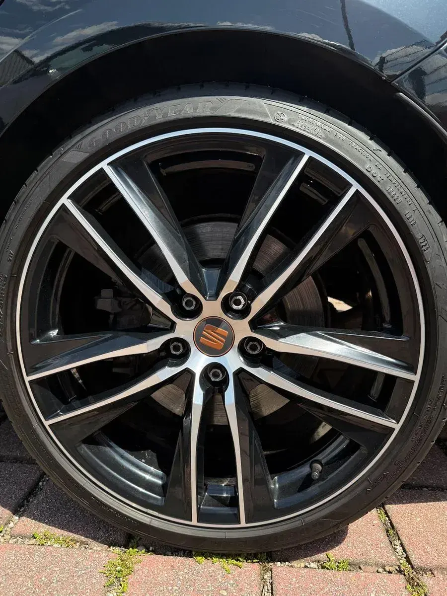 Gebraucht Seat Leon 4Drive 300 PS (220 kW) 2019 Schwarz Kombi