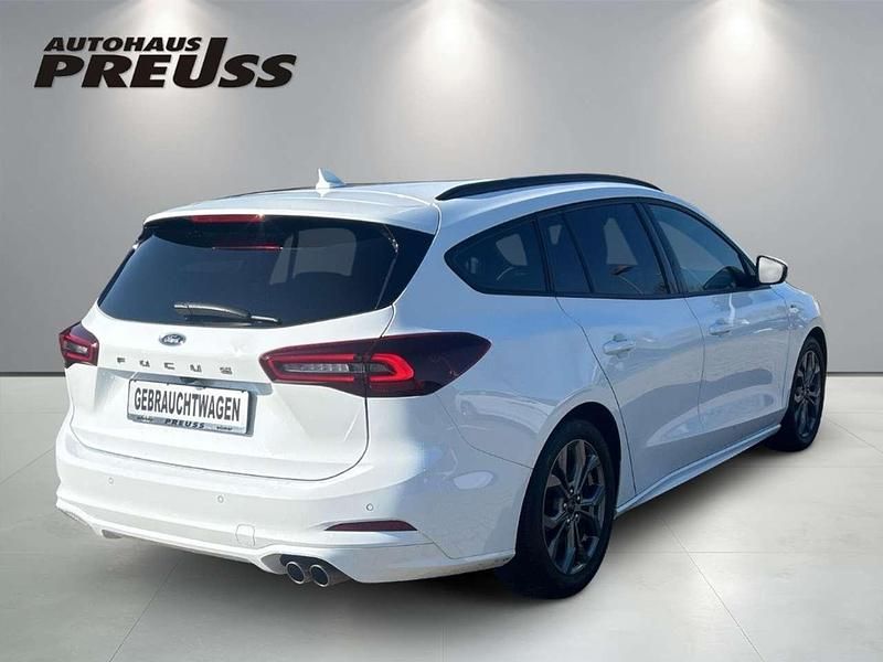 Gebraucht Ford Focus ST-Line 155 PS (114 kW) 2024 Frostweiß Kombi
