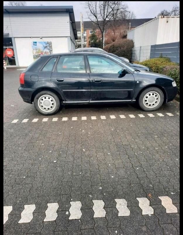 Gebraucht Audi A3 101 PS (74 kW) 2000 Schwarz Kleinwagen