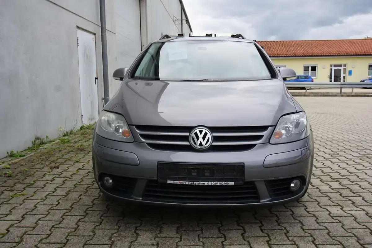 Usata VW Golf VI 105 CV (77 kW) 2008 Grigio Utilitaria