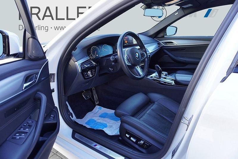 Gebraucht BMW 540 Performance 340 PS (250 kW) 2019 Alpinweiß uni Kombi