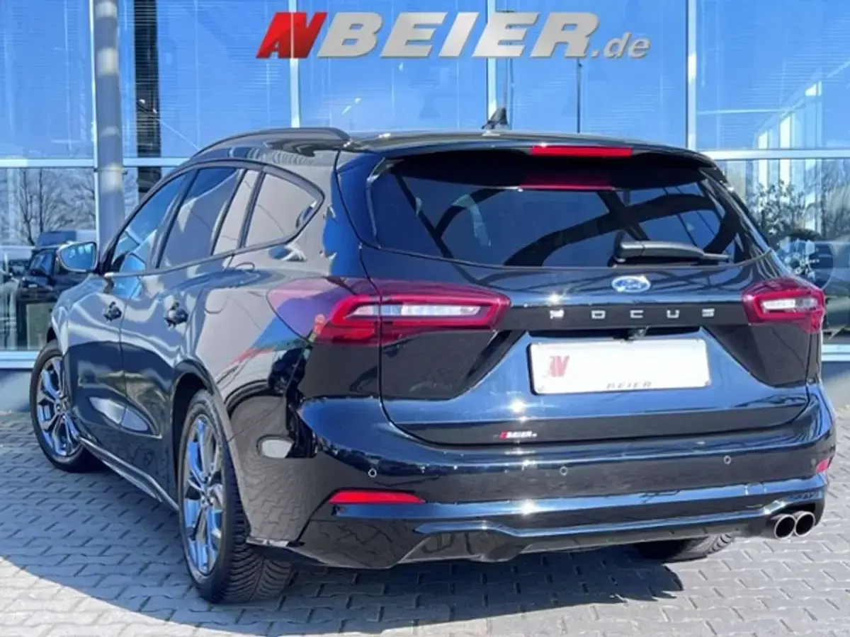 Gebraucht Ford Focus ST-Line 155 PS (114 kW) 2024 Agate black Kombi