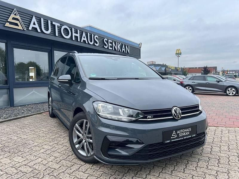 Grau Gebraucht 2021 VW Touran R-line Van / Kleinbus | 24.490 € (Guter Preis) - Bild 1/4