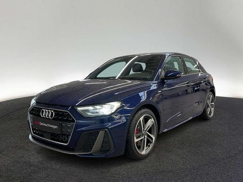 Neu Audi A1 S-Line 207 PS (152 kW) 2025 2d navarrablau metallic SUV