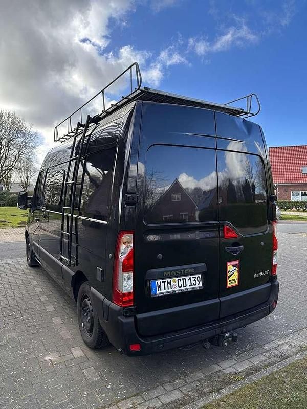 Gebraucht Renault Master 110 PS (80 kW) 2017 Schwarz Van
