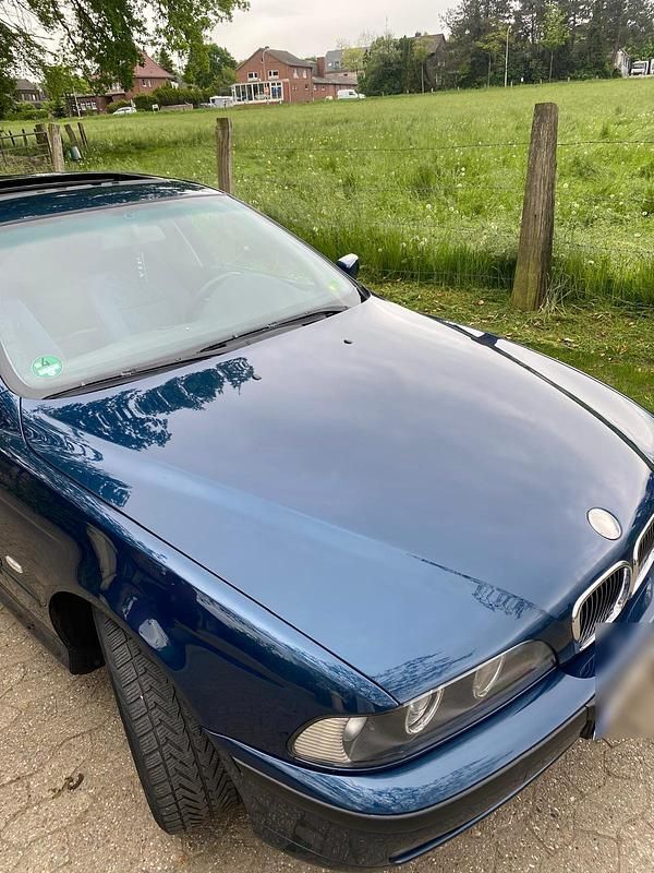 Gebraucht BMW 523 170 PS (125 kW) 1997 Blau Limousine