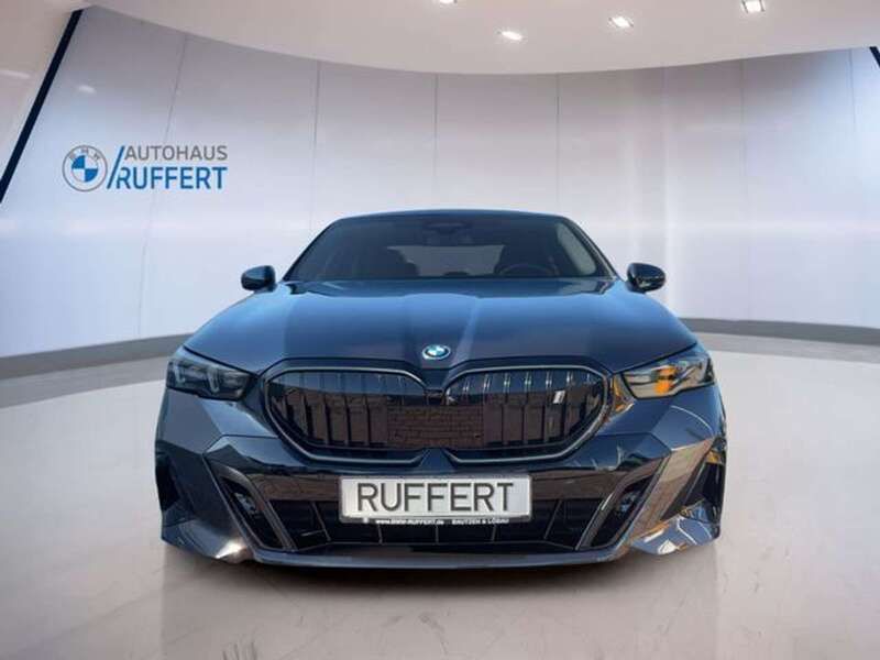 Gebraucht BMW i5 250 kW (340 PS) 2024 Grau (sophistograu brillanteffekt metalli) Limousine