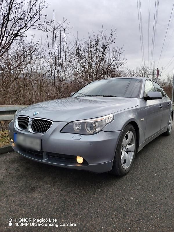 Gebraucht BMW 520 2004 Grau Limousine