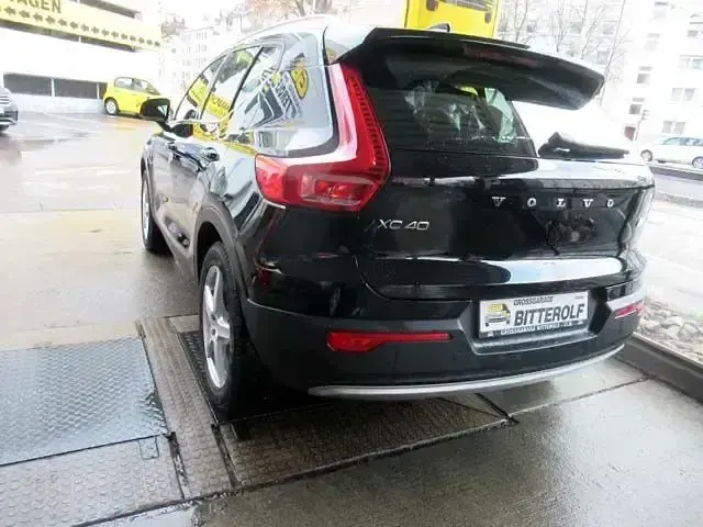 Gebraucht Volvo XC40 Inscription 211 PS (155 kW) 2021 Schwarz SUV