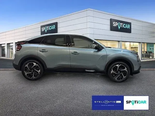 Gebraucht Citroën C4 PureTech 131 PS (96 kW) 2024 Blau SUV