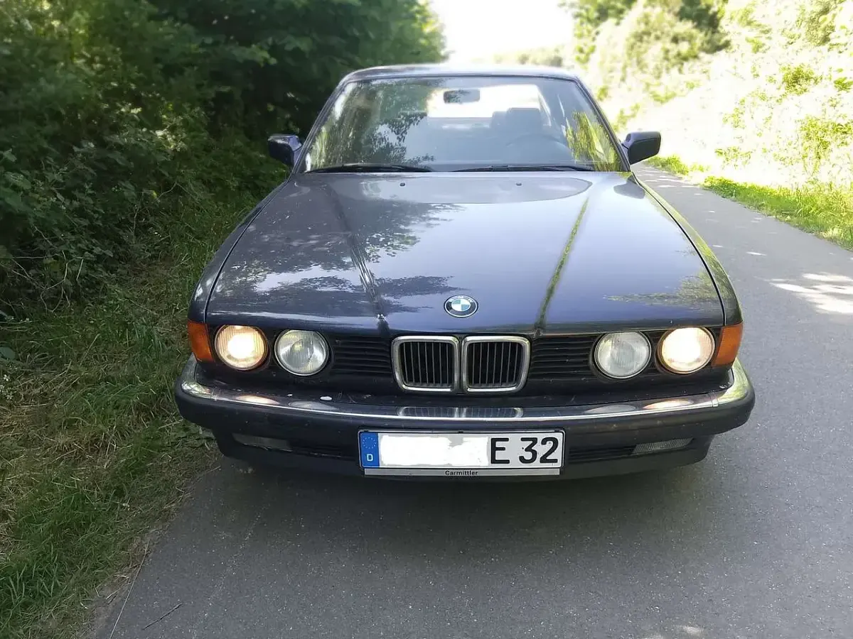 Gebraucht BMW 730 188 PS (138 kW) 1989 Blau Limousine
