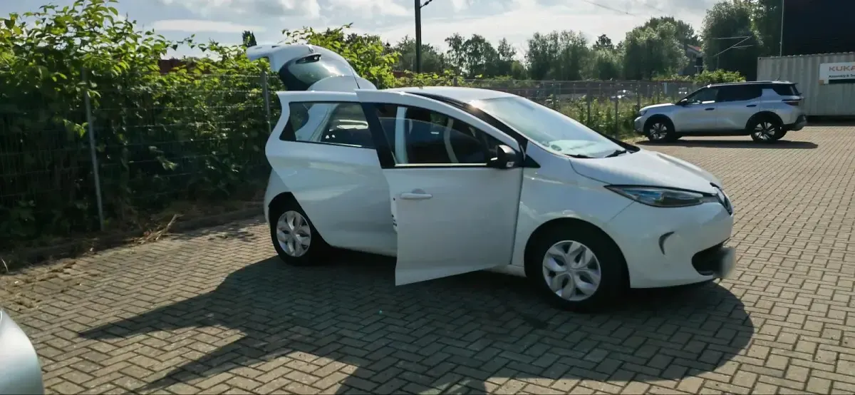 Gebraucht Renault Zoe 67 kW (92 PS) 2019 Weiß Kleinwagen