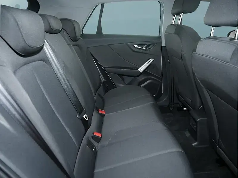 Gebraucht Audi Q2 150 PS (110 kW) 2023 Grau SUV