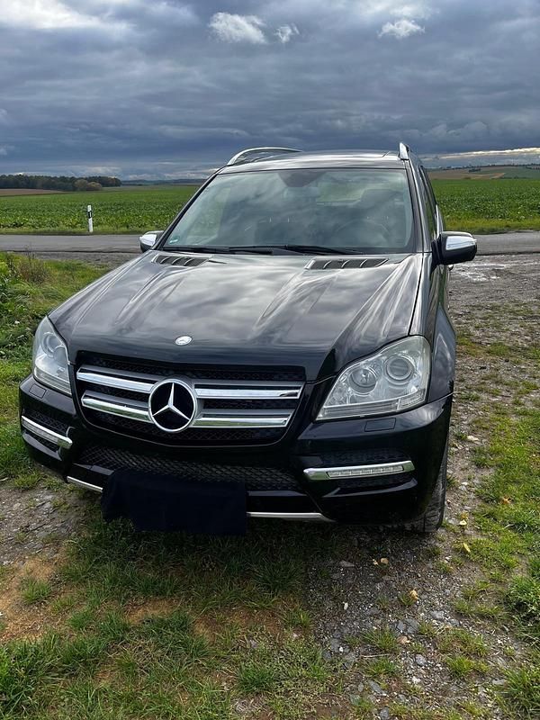 Gebraucht Mercedes GL350 225 PS (165 kW) 2010 Schwarz SUV