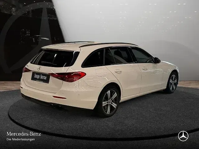 Gebraucht Mercedes C300e 313 PS (230 kW) 2023