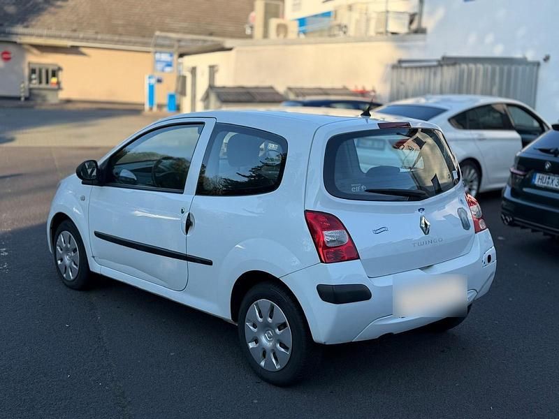 Second-hand Renault Twingo 60 CP (44 kW) 2009 Alb Hatchback