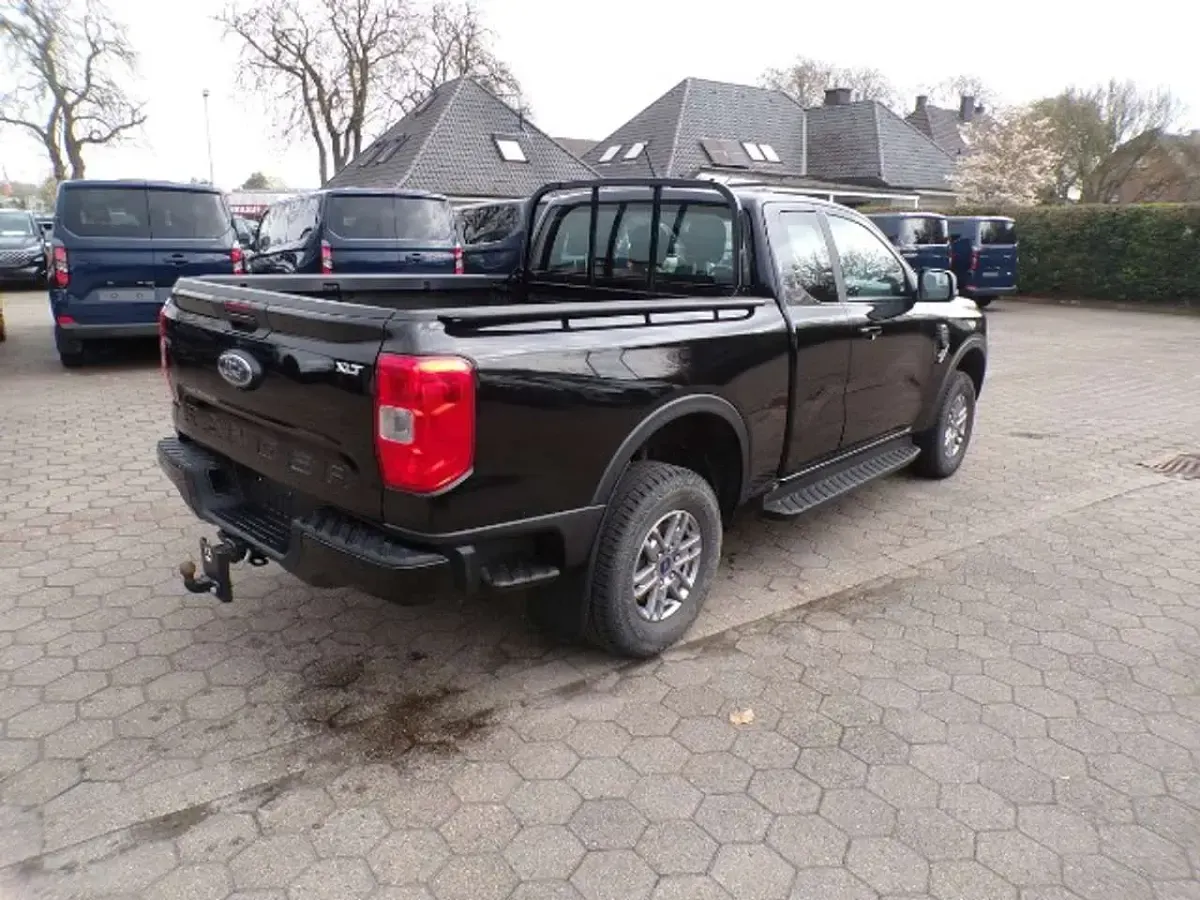 Gebraucht Ford Ranger XLT 170 PS (125 kW) 2024 Schwarz Pickup