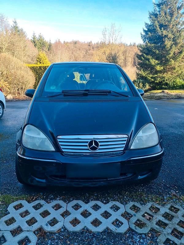 Gebraucht Mercedes A190 125 PS (91 kW) 2002 Schwarz Kleinwagen