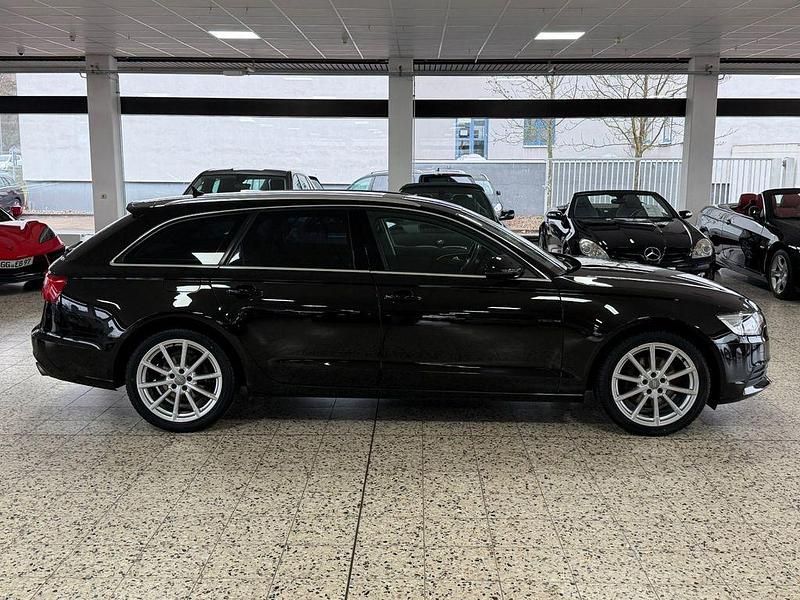 Gebraucht Audi A6 Comfort 204 PS (150 kW) 2012 Schwarz Kombi