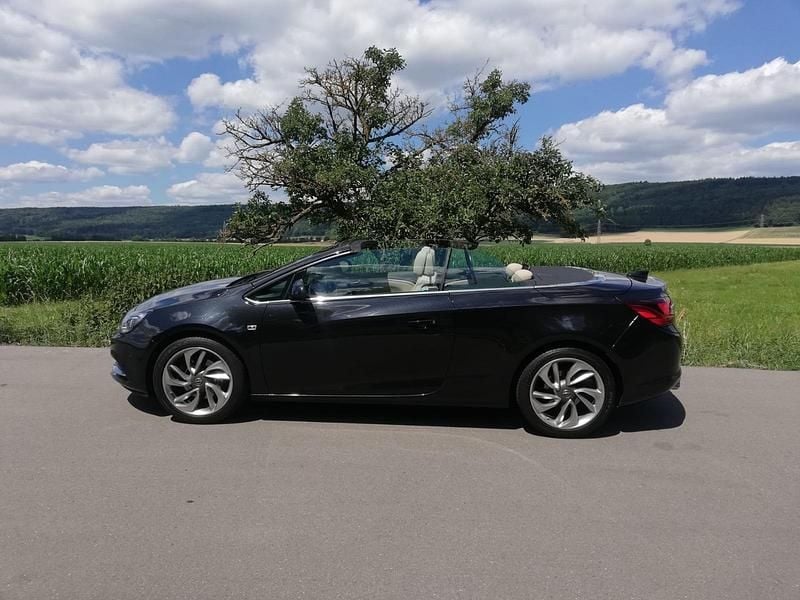 Gebraucht Opel Cascada 170 PS (125 kW) 2016 Schwarz Cabrio