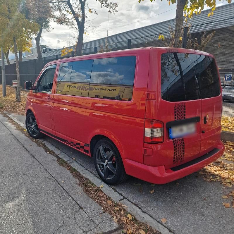 Gebraucht VW T5 131 PS (96 kW) 2005 Rot Van