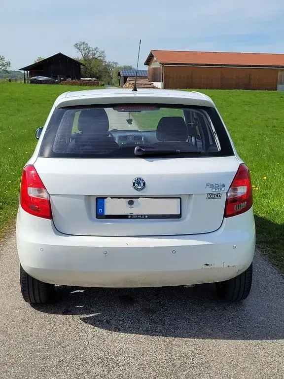 Gebraucht Skoda Fabia Elegance 105 PS (77 kW) 2010 Weiß Limousine